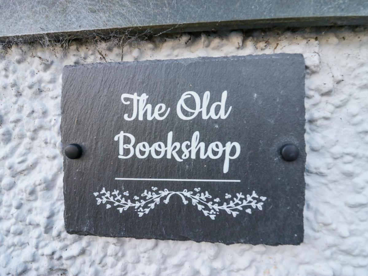 فيلا Old Book Shop غْرانج أوفار ساندس المظهر الخارجي الصورة